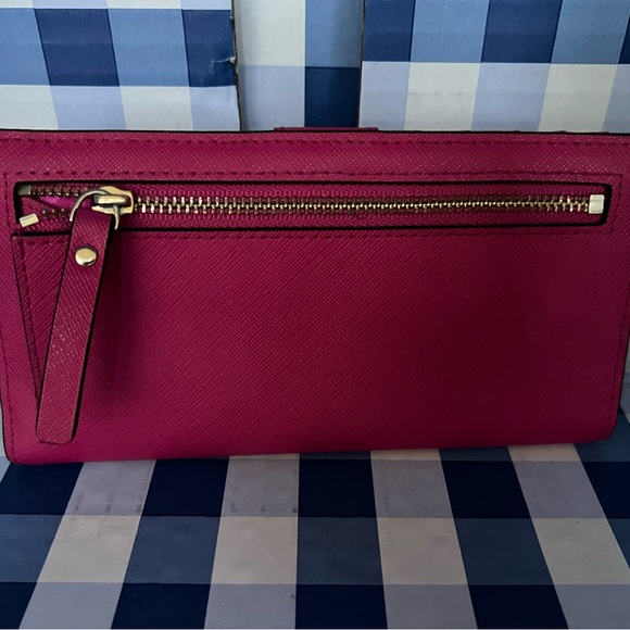 Kate Spade ♠️ Wallet - Picture 3 of 5
